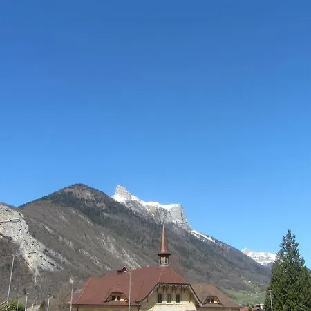 Le Nid Savoyard * فافيرج